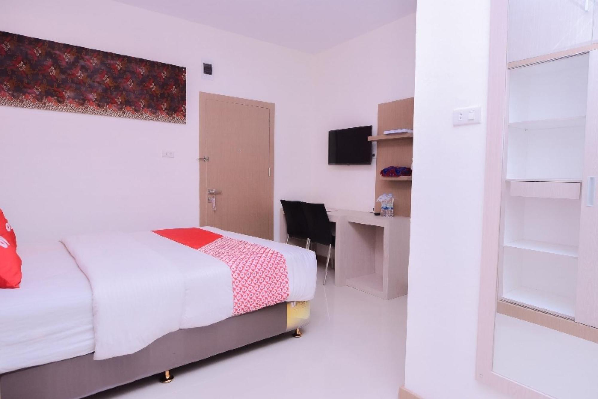 Super Oyo Capital O 2018 Ring Road Guest House Syariah باندا أسيه المظهر الخارجي الصورة